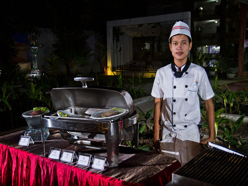 Oc Hotel Sihanoukville Exterior foto